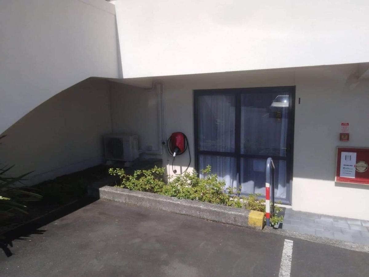 Bella Vista Taupo Motel Exterior photo
